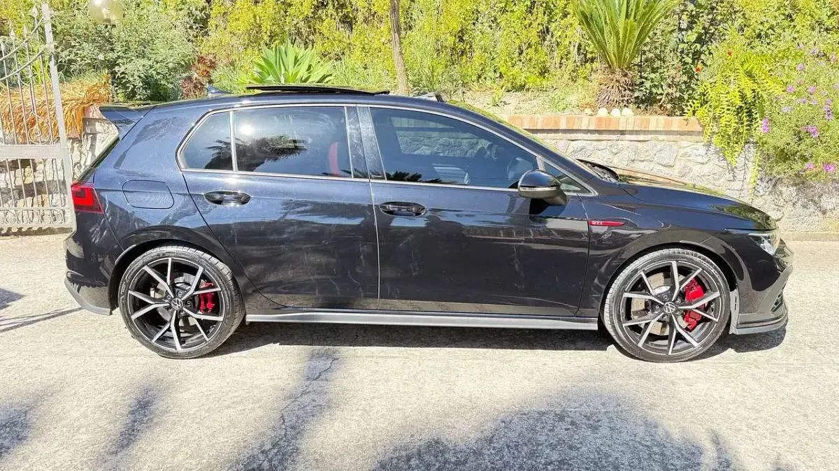 Usata VW Golf VIII GTI Clubsport 300 CV (220 kW) 2023 Nero Berlina