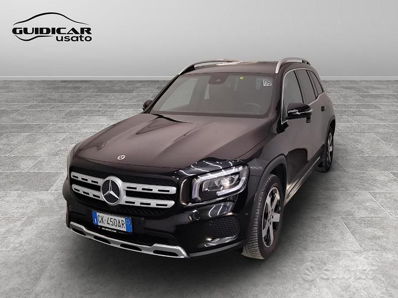 Usata Mercedes GLB200 150 CV (110 kW) 2022 Nero SUV