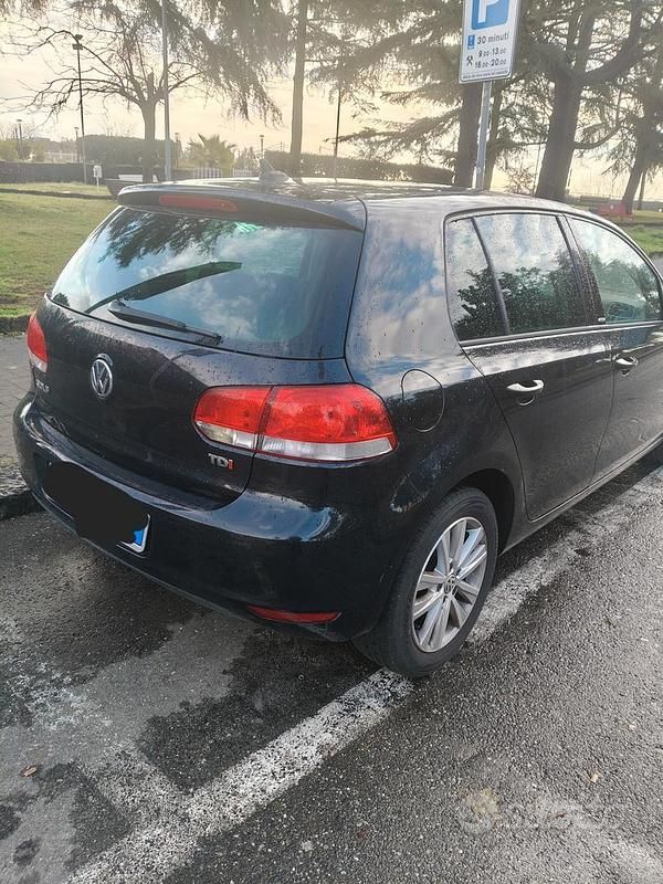 Usata VW Golf VI 105 CV (77 kW) 2011 Nero Utilitaria