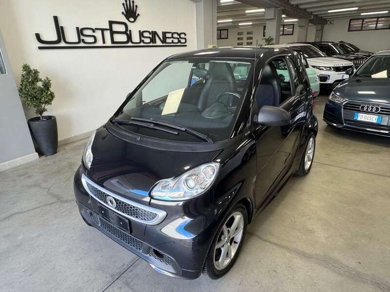 Usata Smart ForTwo Coupé Pulse 54 CV (39 kW) 2013 Nero Utilitaria