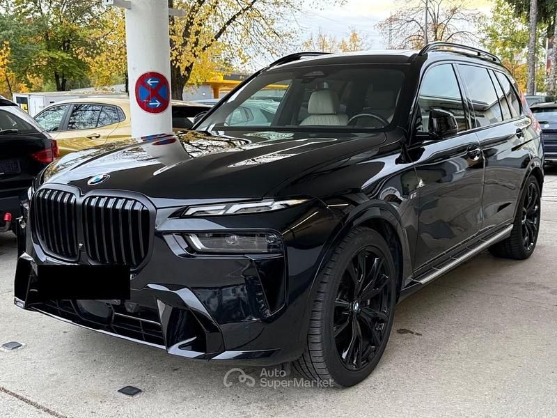 Usata BMW X7 M Sport 340 CV (250 kW) 2024 Nero SUV