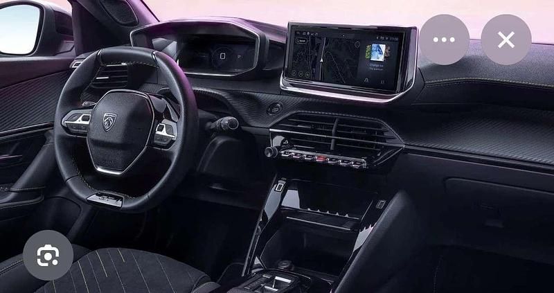 Usata Peugeot 2008 Allure 136 CV (100 kW) 2023 Grigio SUV