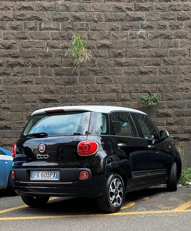Nero Usata 2017 Fiat 500L Monovolume | 7500 € - Immagine 1/4