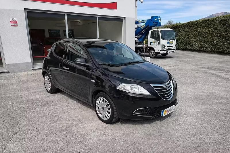 Usata Lancia Ypsilon S 69 CV (50 kW) 2011 Nero Utilitaria