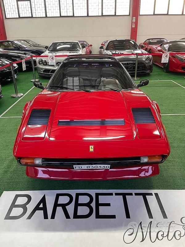 Usata Ferrari 208 220 CV (161 kW) 1983 Rosso Coupé