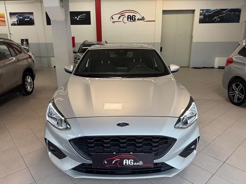 Usata Ford Focus ST-Line X 155 CV (114 kW) 2021 Grigio Berlina