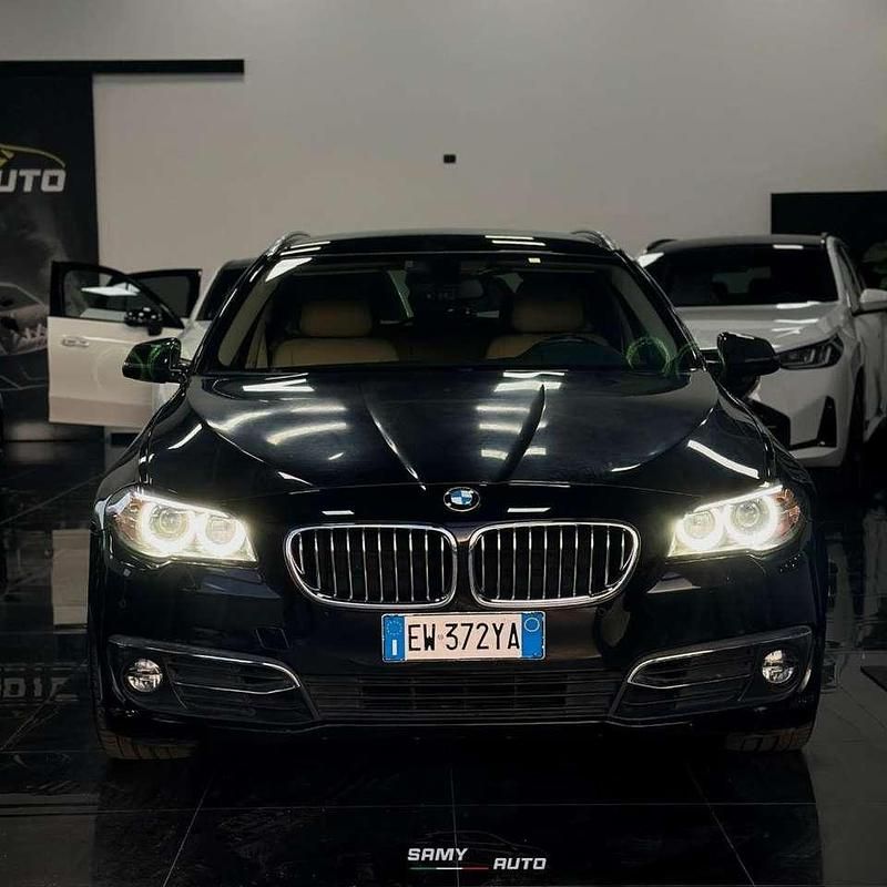 Nero Usata 2014 BMW 525 Luxury Line Station wagon | 14.990 € (Cara) - Immagine 1/4
