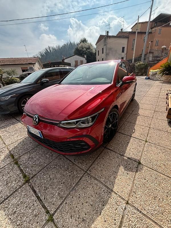 Usata VW Golf VIII GTI 245 CV (180 kW) 2024 Rosso Berlina