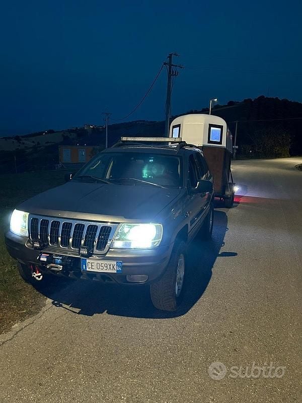 Usata Jeep Cherokee 2003 Verde SUV