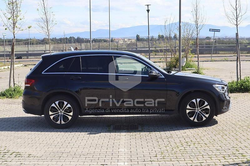 Käytetty Mercedes GLC220 Business 194 HP (142 kW) 2020 Musta Farmari