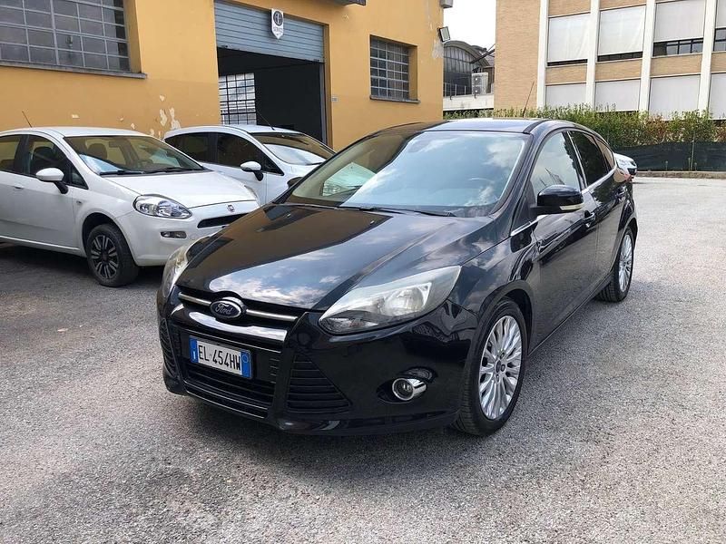 Usata Ford Focus Titanium 116 CV (85 kW) 2012 Nero Berlina