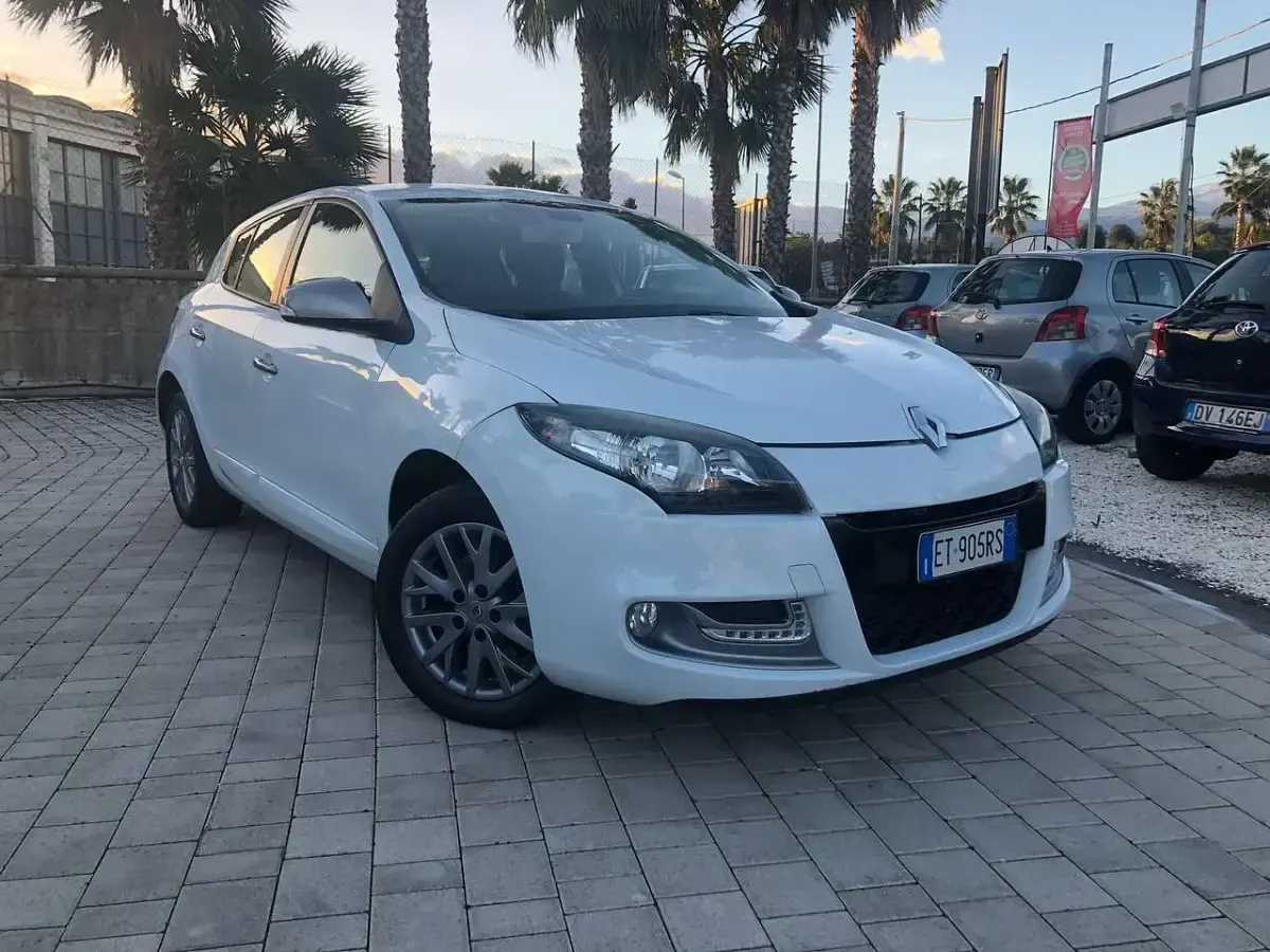 Usata Renault Mégane GT GT 110 CV (80 kW) 2014 Bianco Coupé