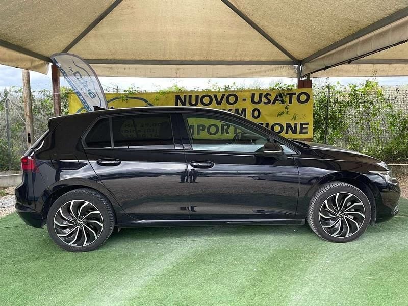 Usata VW Golf VIII Style 116 CV (85 kW) 2024 Nero Berlina