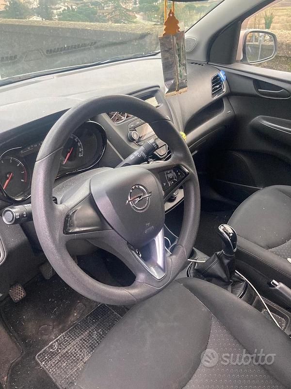 Usata Opel Agila 65 CV (47 kW) 2017 Bianco