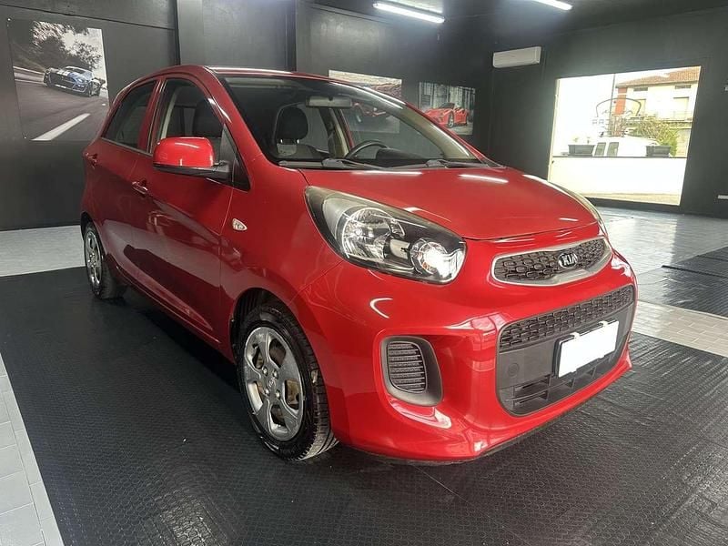 Usata Kia Picanto 67 CV (49 kW) 2016 Rosso Utilitaria