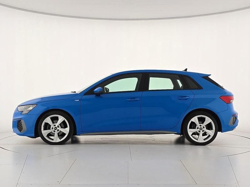 Usata Audi A3 S-Line 150 CV (110 kW) 2022 Blu/azzurro Berlina