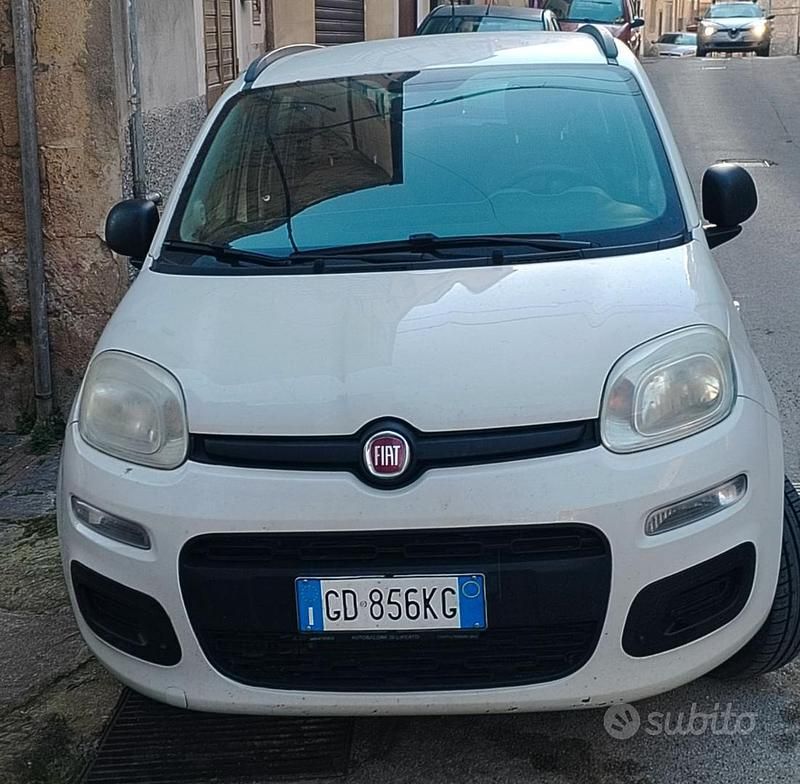 Usata Fiat Panda Classica 75 CV (55 kW) 2013 Bianco Utilitaria