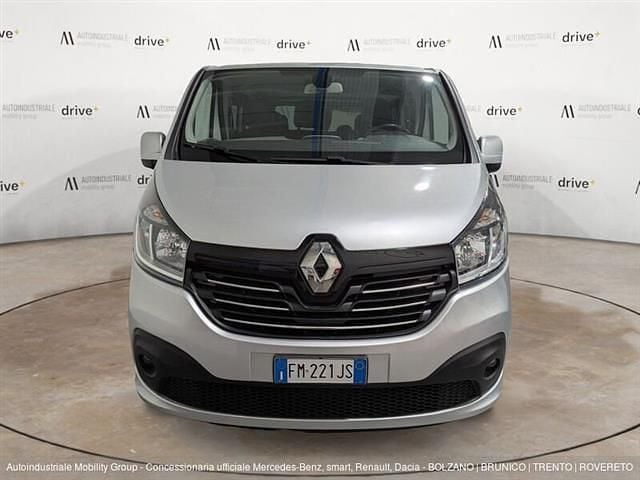 Argento Usata 2017 Renault Trafic Intens Monovolume | 18.900 € (Cara) - Immagine 1/2