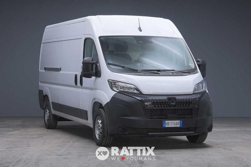 Bianco Nuova 2025 Peugeot Boxer Furgone | 29.832 € - Immagine 1/4