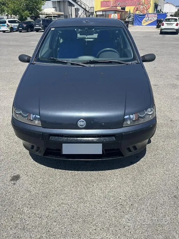Usata Fiat Punto 60 CV (44 kW) 2003 Grigio Utilitaria