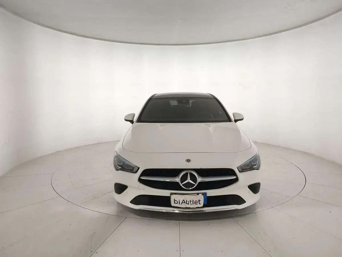 Usata Mercedes CLA180 Shooting Brake 116 CV (85 kW) 2021 Bianco Station wagon