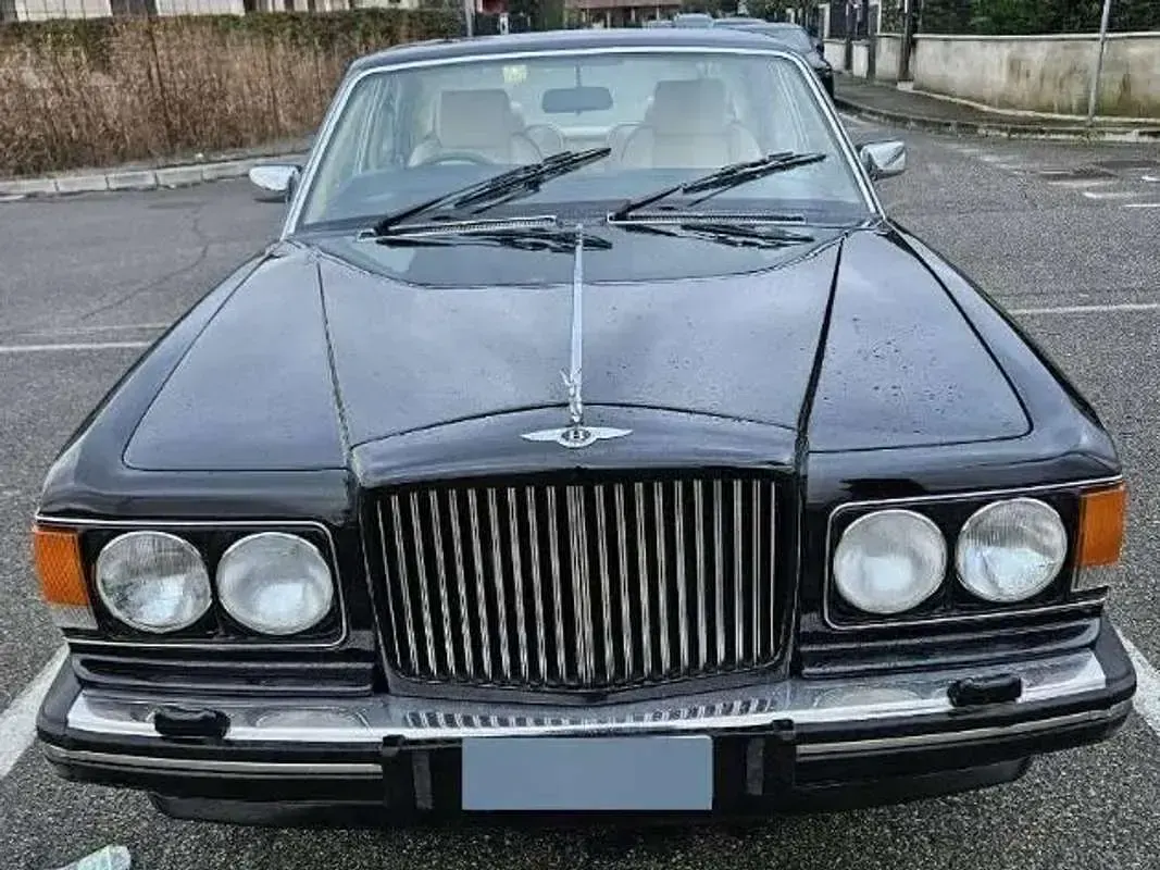 Usata Bentley Eight 241 CV (177 kW) 1989 Nero Berlina