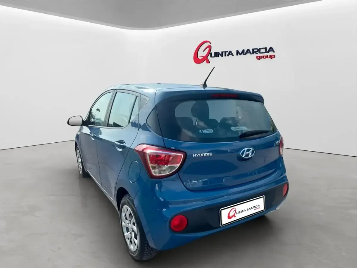 Usata Hyundai i10 67 CV (49 kW) 2017 Bluazzurro Utilitaria
