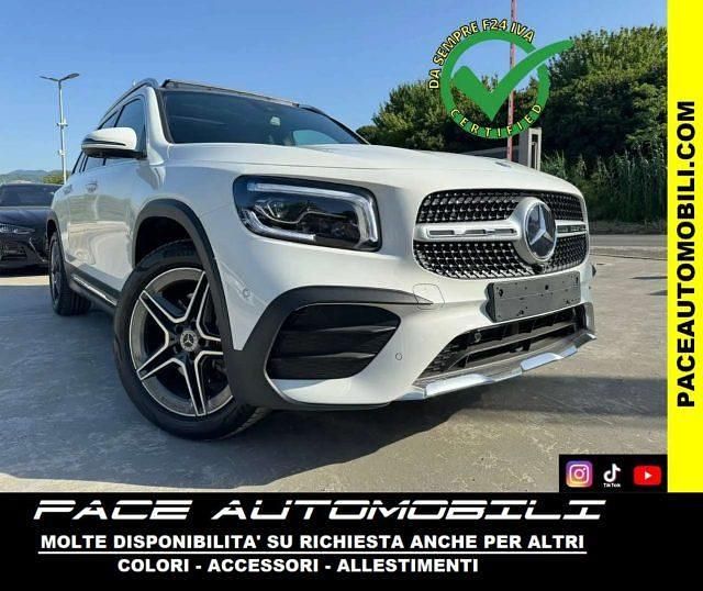 Bianco metallizzato Usata 2023 Mercedes GLB220 Premium SUV | 45.800 € (Molto cara) - Immagine 1/2
