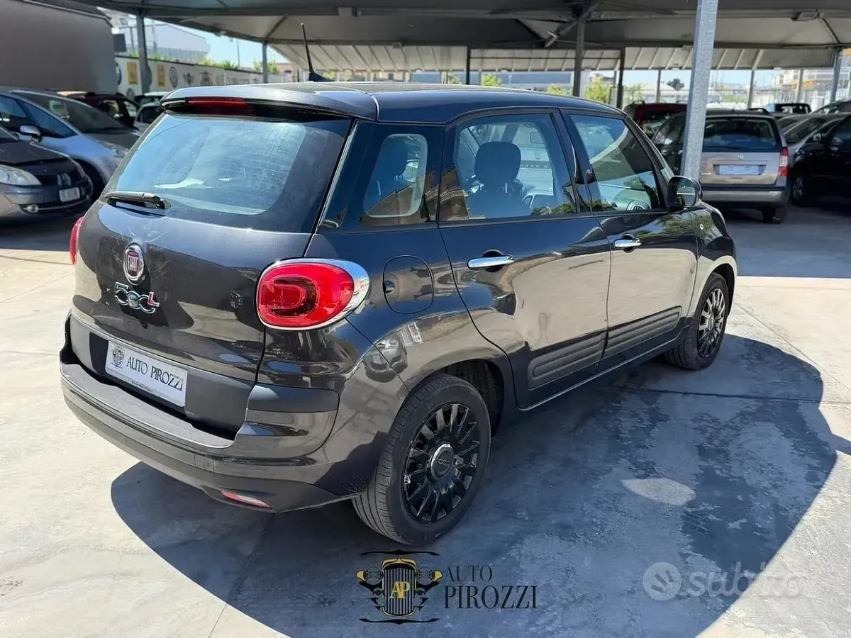 Usata Fiat 500L Lounge 120 CV (88 kW) 2022 Grigio Monovolume