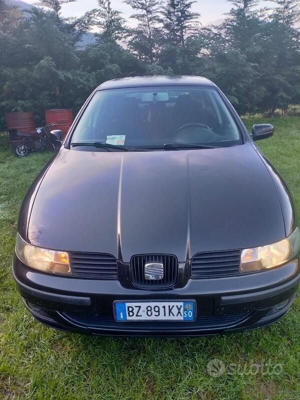 Usata Seat Leon 90 CV (66 kW) 2003 Utilitaria