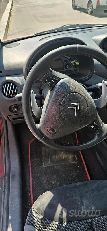 Usata Citroën C2 68 CV (50 kW) 2005 Rosso Utilitaria