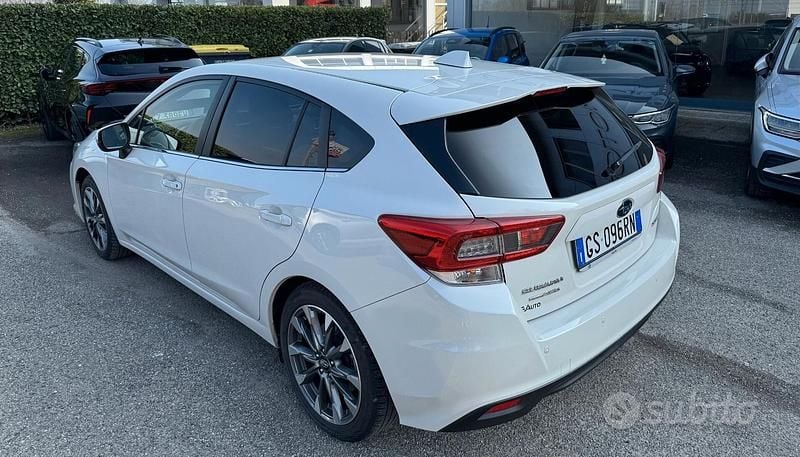 Usata Subaru Impreza Style 114 CV (83 kW) 2024 Bianco Utilitaria