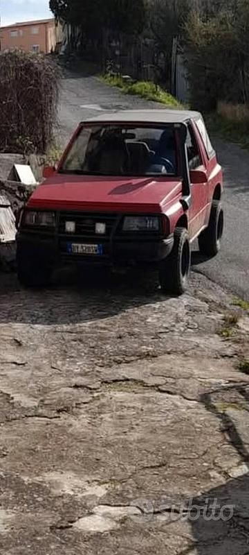 Usata Suzuki Vitara 1989 Rosso SUV
