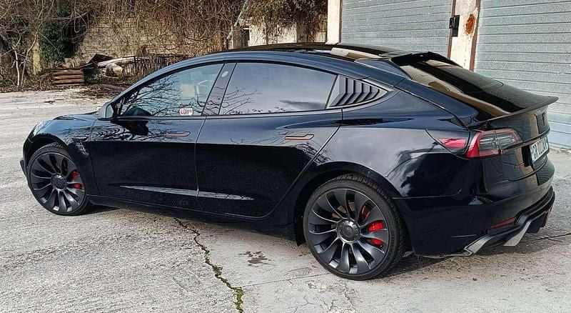 Usata Tesla Model 3 Performance 155 kW (211 CV) 2023 Nero Berlina
