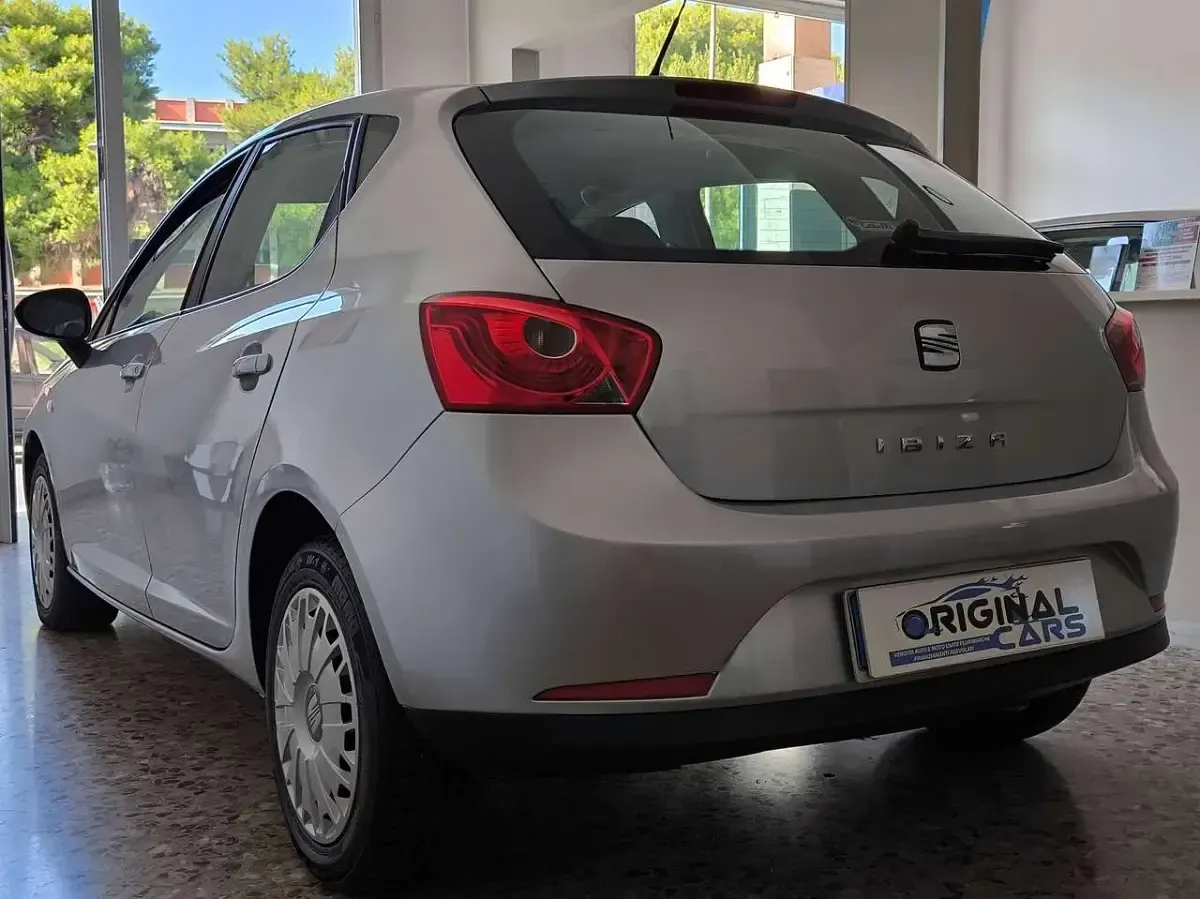 Usata Seat Ibiza SC Style 69 CV (50 kW) 2010 Argento Utilitaria