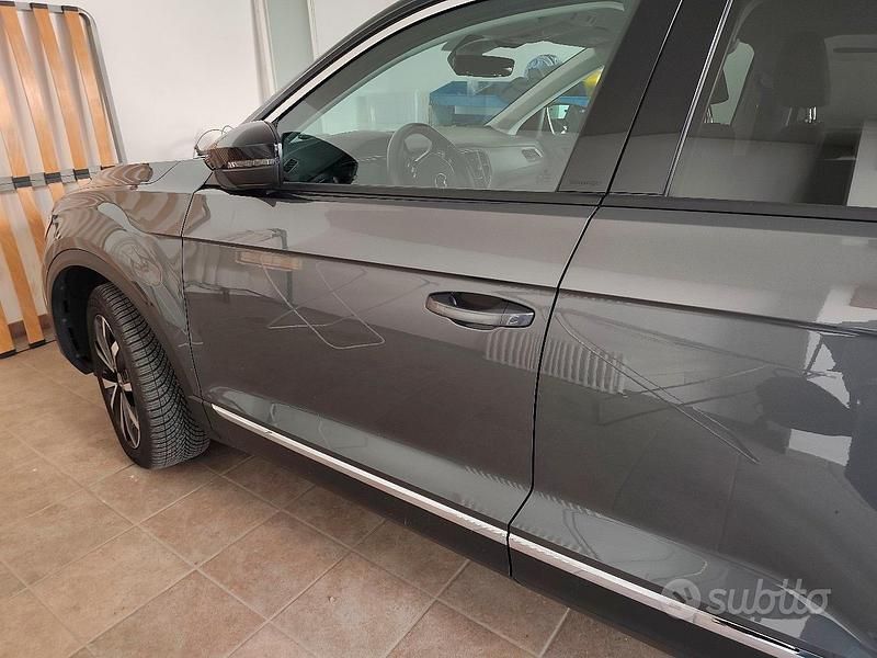 Usata VW T-Roc 2021 Grigio SUV