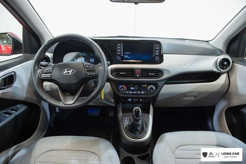 Nuova Hyundai i10 Prime 63 CV (46 kW) 2025 Rosso Utilitaria