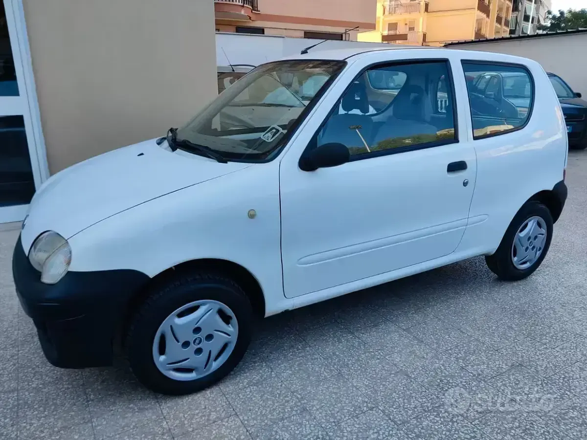 Usata Fiat Seicento 54 CV (39 kW) 2005 Bianco Utilitaria