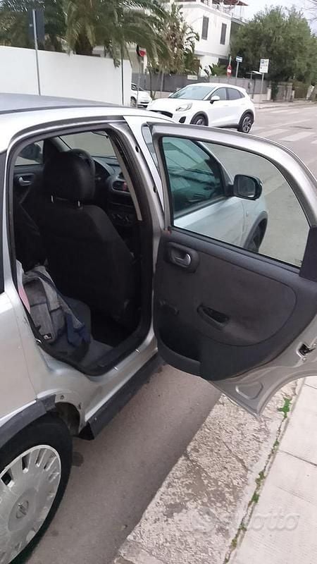 Usata Opel Corsa 2003 Grigio Utilitaria