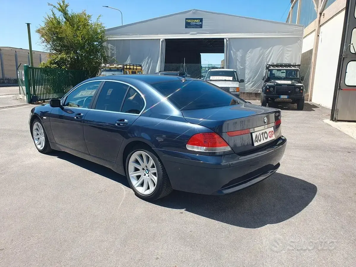 Usata BMW 735 272 CV (200 kW) 2002 Bluazzurro Berlina