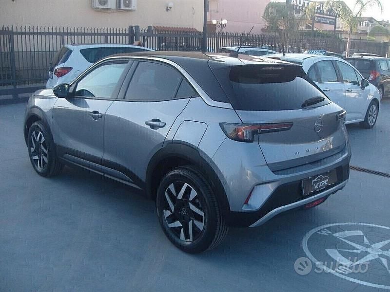 Usata Opel Mokka Elegance 100 CV (73 kW) 2022 Grigio SUV