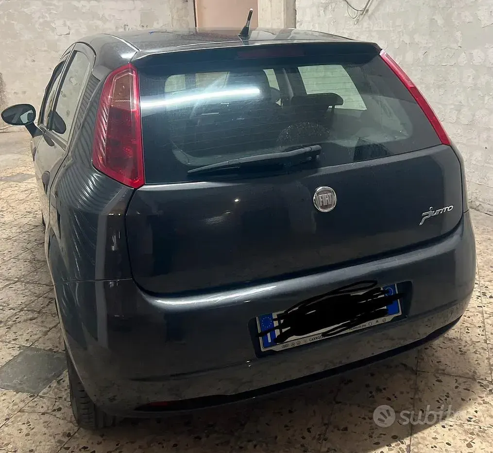 Usata Fiat Grande Punto 75 CV (55 kW) 2008 Grigio Utilitaria