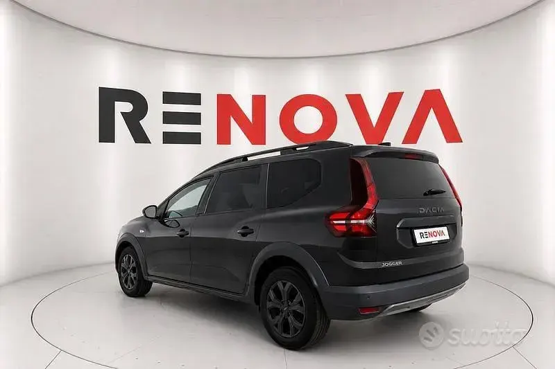 Usata Dacia Jogger Extreme 101 CV (74 kW) 2023 Nero Monovolume