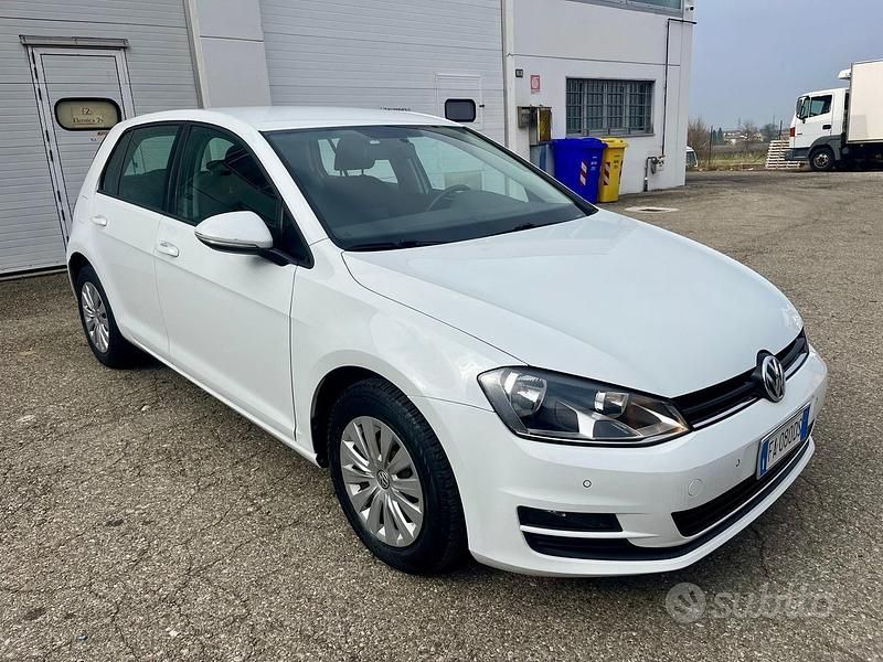 Usata VW Golf VII 90 CV (66 kW) 2015 Bianco Berlina
