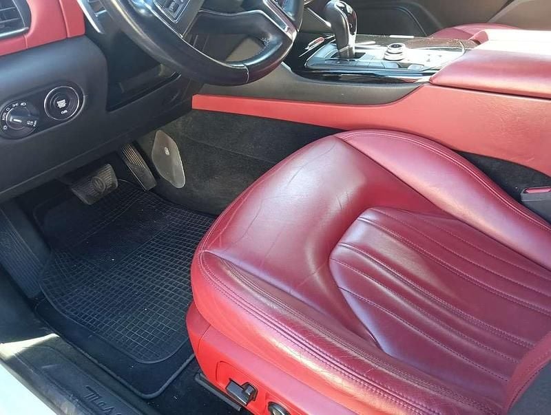 Usata Maserati Levante 275 CV (202 kW) 2016 Bianco SUV