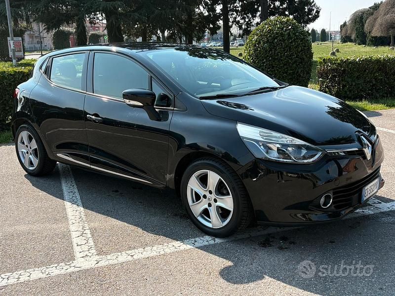 Usata Renault Clio IV 75 CV (55 kW) 2013 Nero Berlina