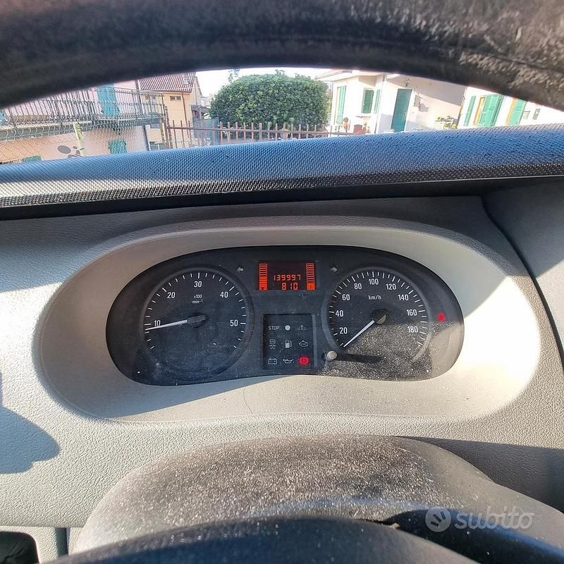 Usata Opel Movano 2005
