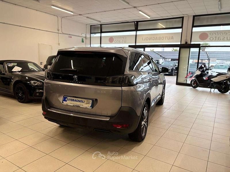 Usata Peugeot 5008 Allure 131 CV (96 kW) 2024 Grigio Monovolume