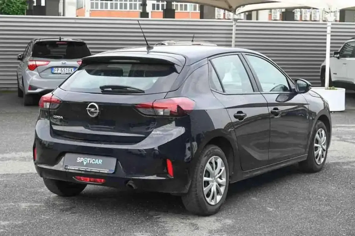 Usata Opel Corsa Edition 75 CV (55 kW) 2022 Nero Utilitaria