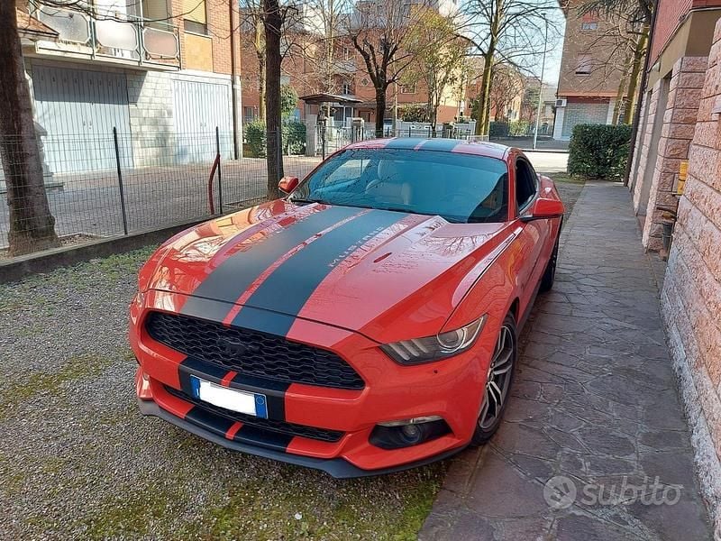 Usata Ford Mustang Fastback 317 CV (233 kW) 2016 Rosso Coupé